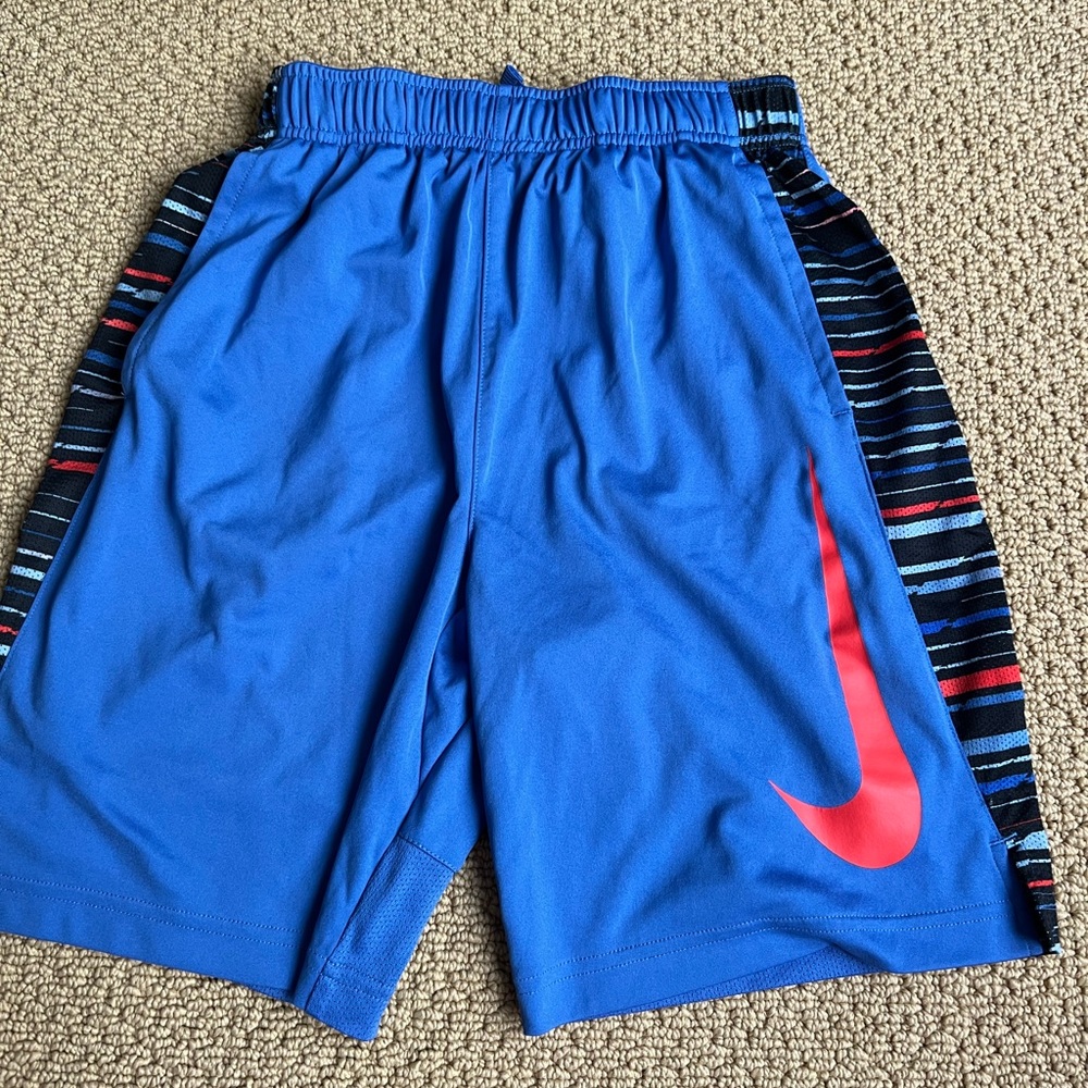 Boys L Blue Nike dri-fit athletic shorts